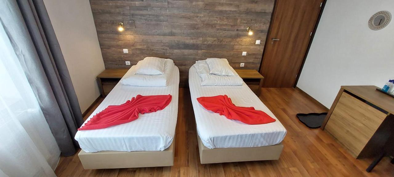 Pensiunea Riunione Braşov Exteriör bild