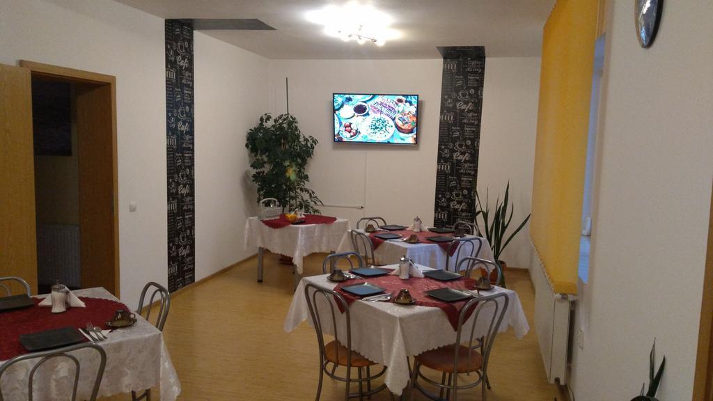 Pensiunea Riunione Braşov Exteriör bild