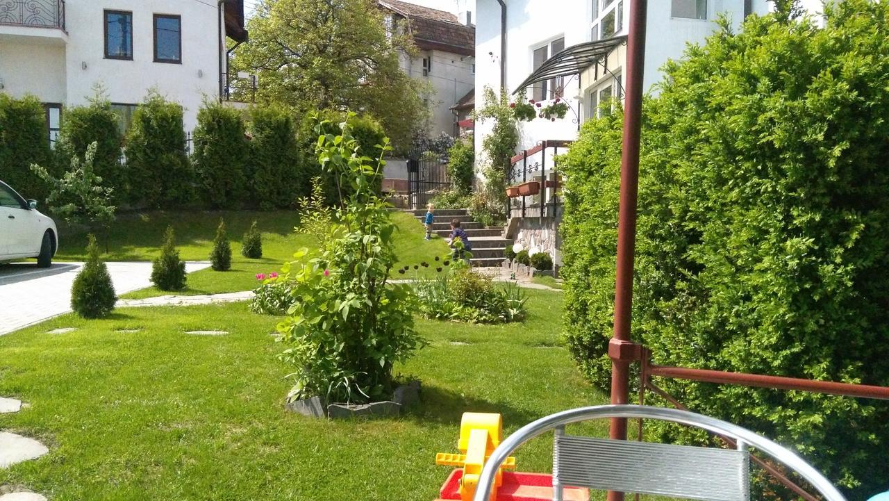 Pensiunea Riunione Braşov Exteriör bild